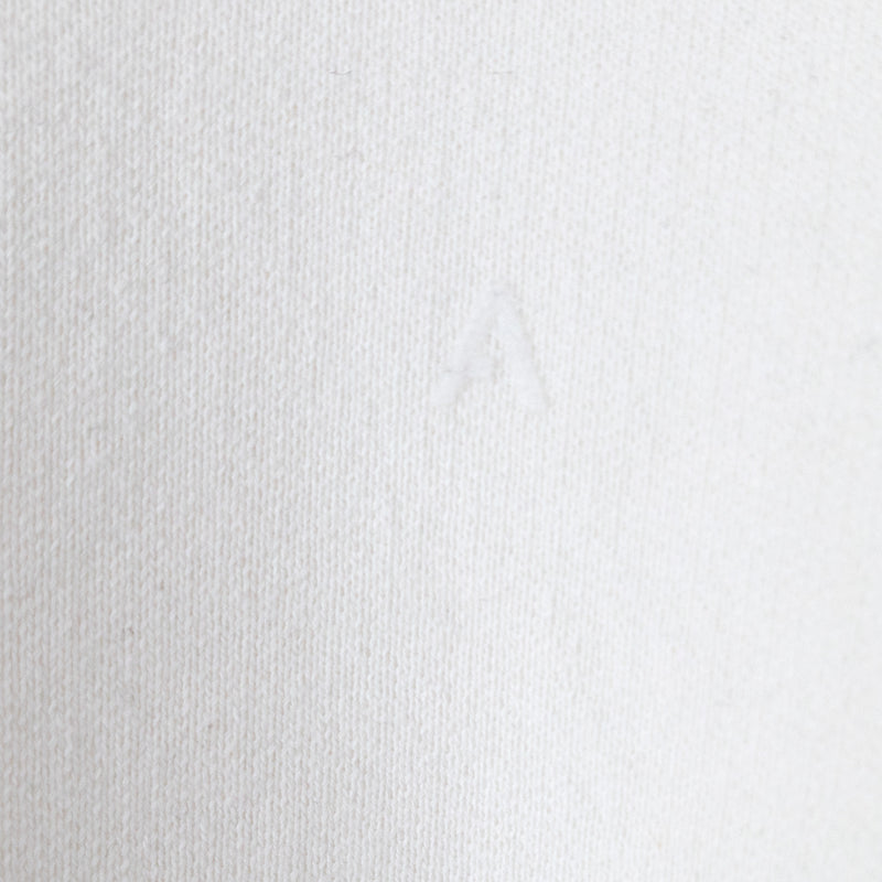 【 ATON 】GARMENT DYE URAKE CREW P/O WHITE