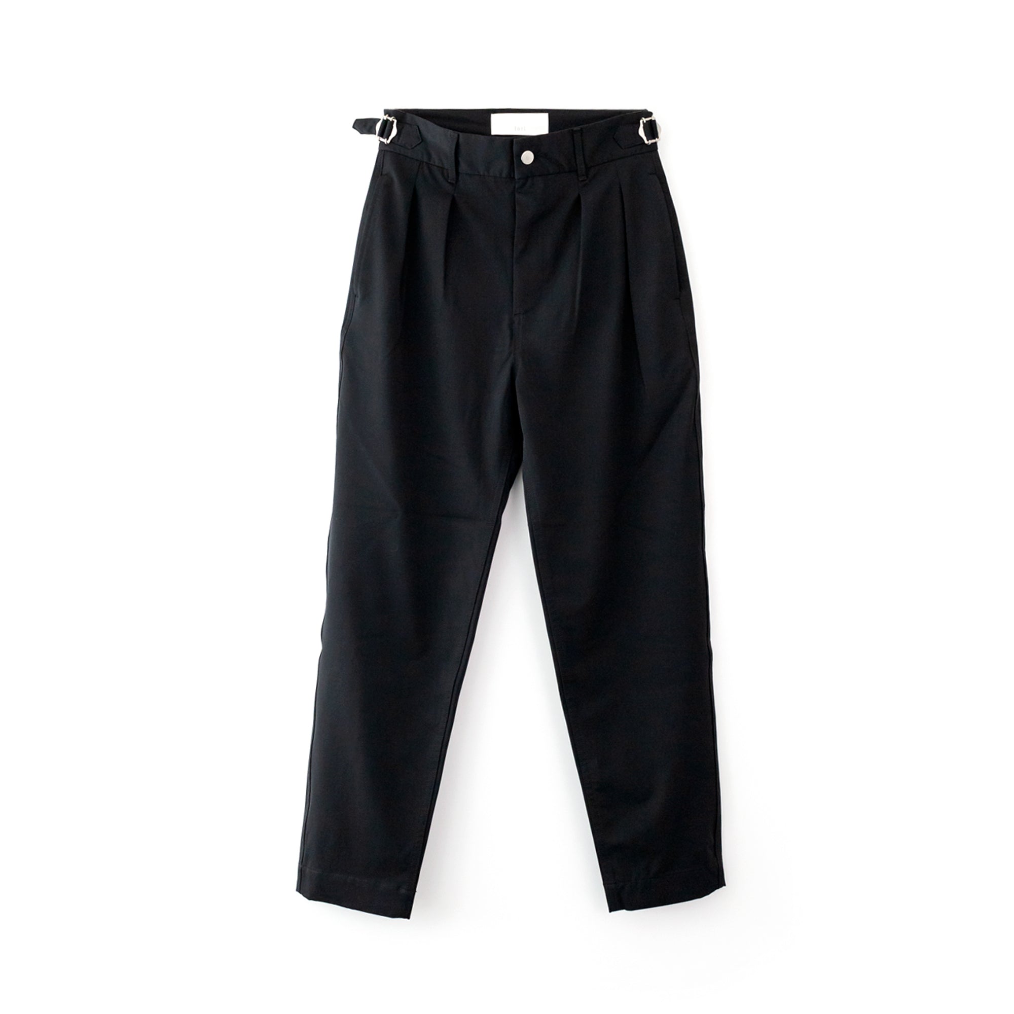iori 】2TUCK TROUSERS Black – All Things in the