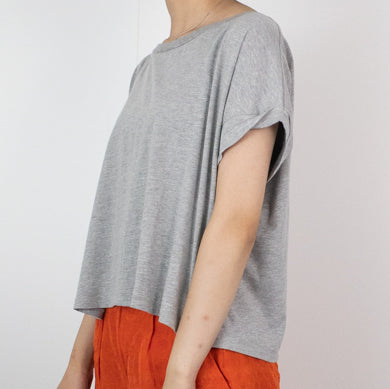 【 CAL Berries 】WEEKENDER TEE  BLACK